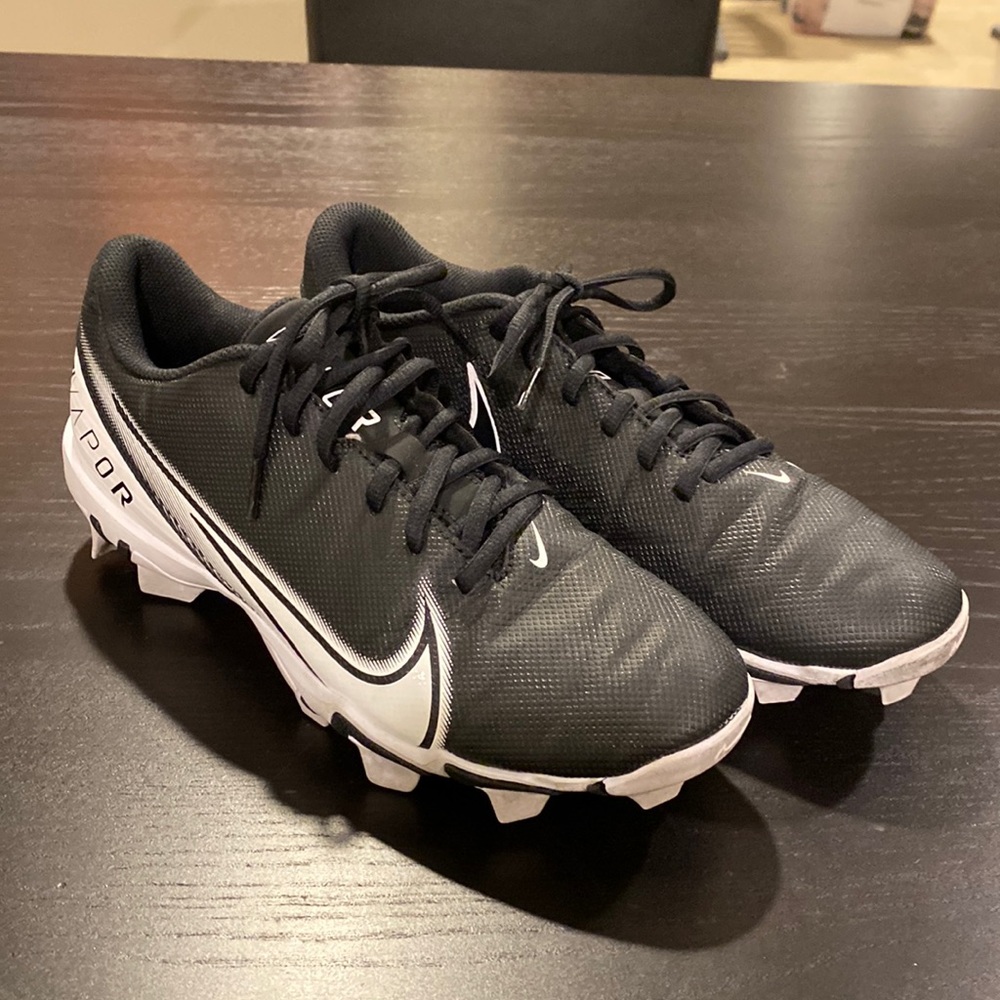 Nike Vapor Fastflex Football Cleats; size 8 US; EUR 41